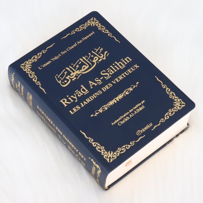 Riyad As-Salihîn - Le jardin des vertueux - Couverture bleu marine dorée