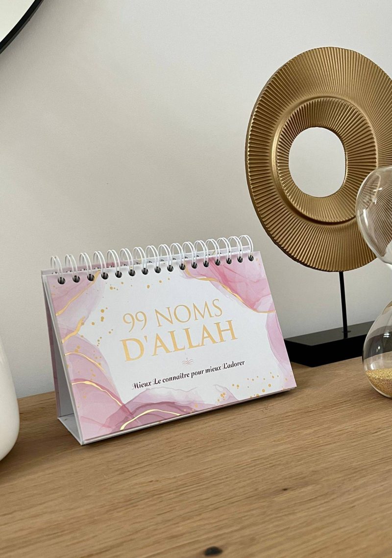 99 noms dAllah Mieux Le connaitre pour mieux Ladorer Calendrier chevalet ROSE Editions al hadith 5 - senlibrairie
